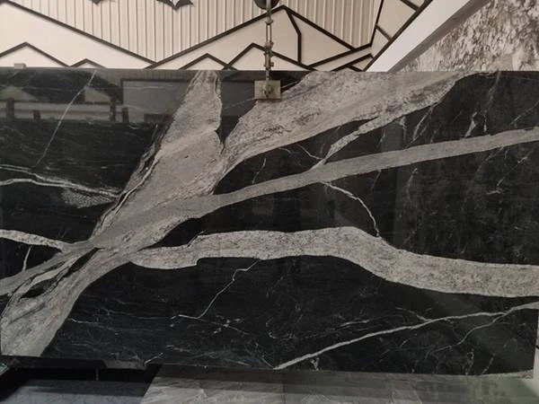 black and white quartzite 