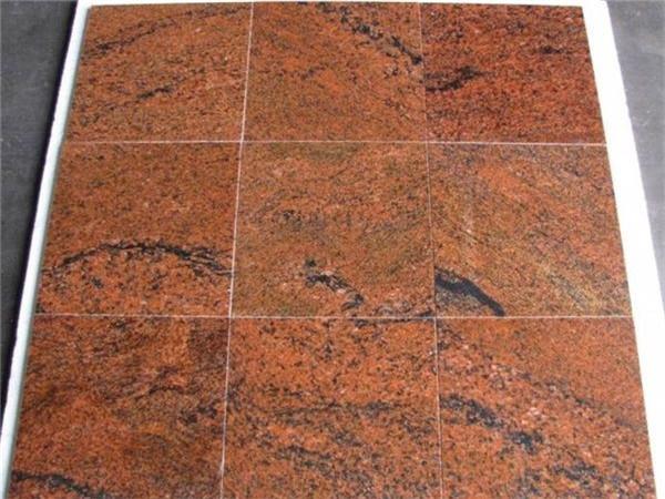 Granito rosso multicolore indiano