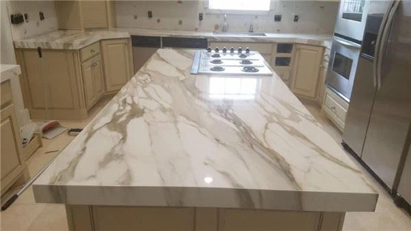 calacatta gold marble countertops.