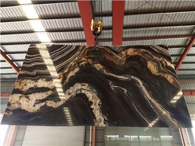 Lastra di quarzite nera e oro