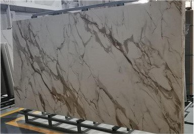 Lastra in porcellana Calacatta Oro