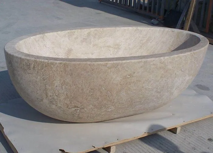 Bordo vasca in travertino beige