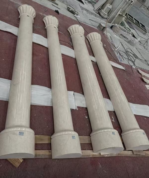 Colonne interne in marmo