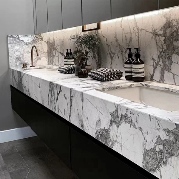 Marble grigio invisibile