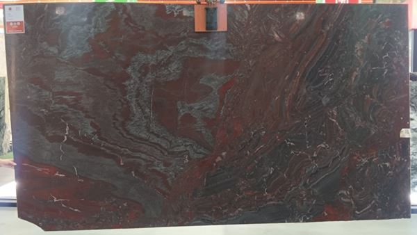 Quarzite rosso ferro