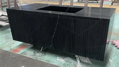 Cabinet di marmo nero